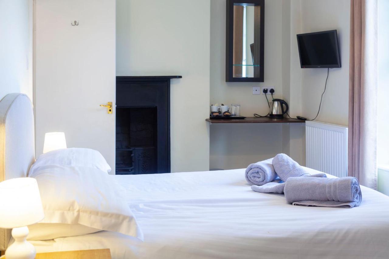 Bed and Breakfast The Great Western à Abergavenny Extérieur photo